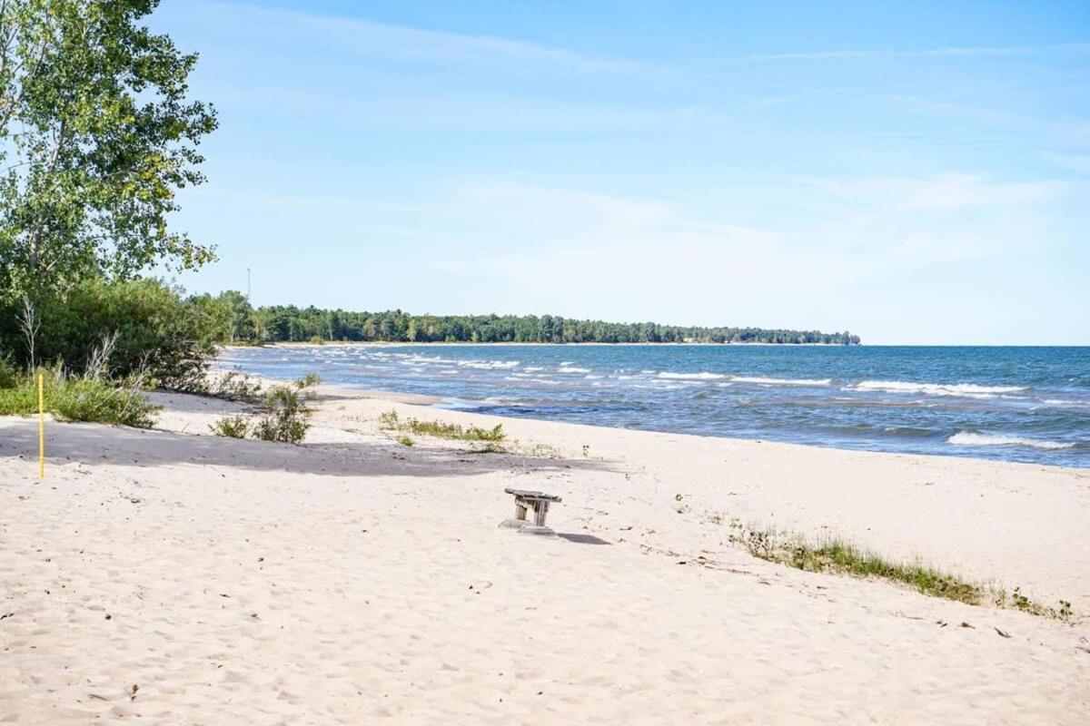 Beach Club Of Oscoda Captains Watch On The Lake Villa Exterior foto